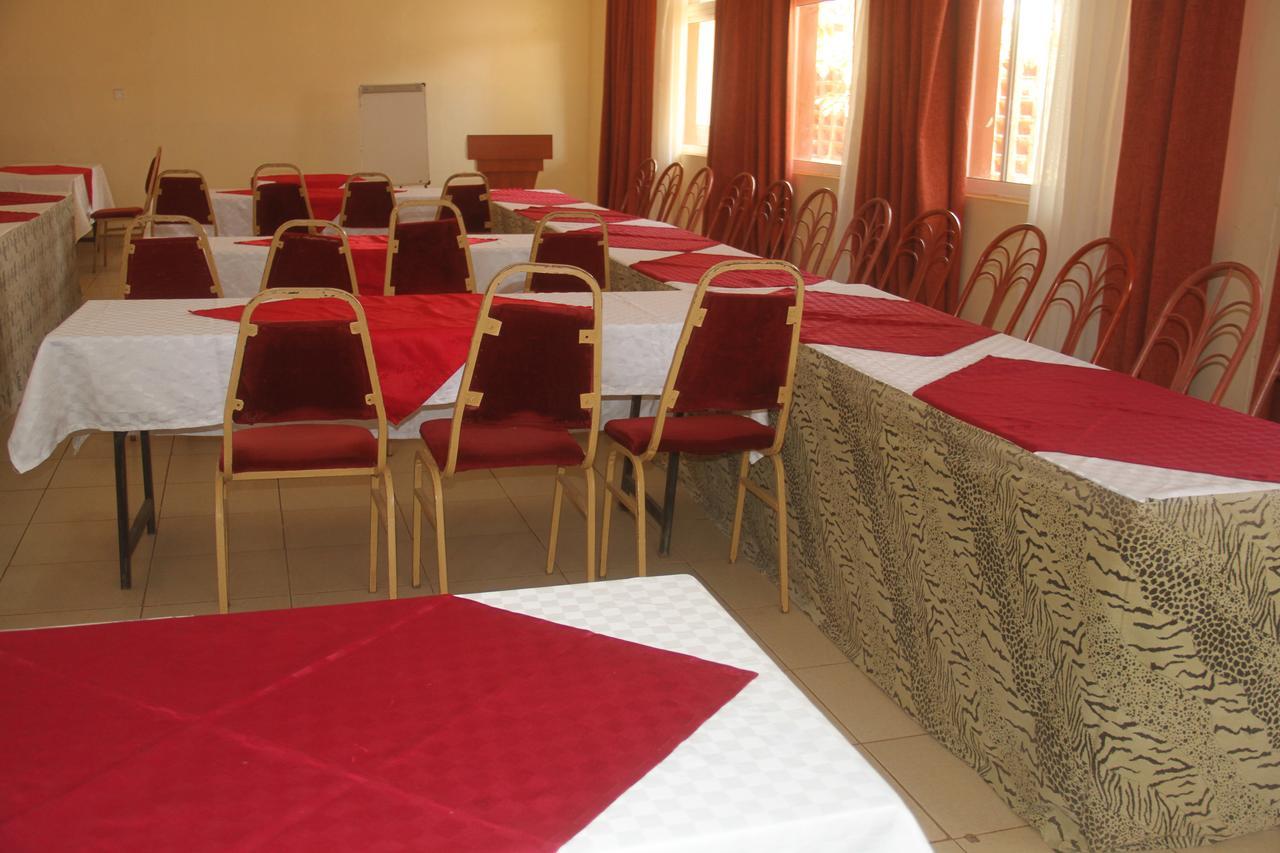 Bomen Hotel Isiolo Экстерьер фото