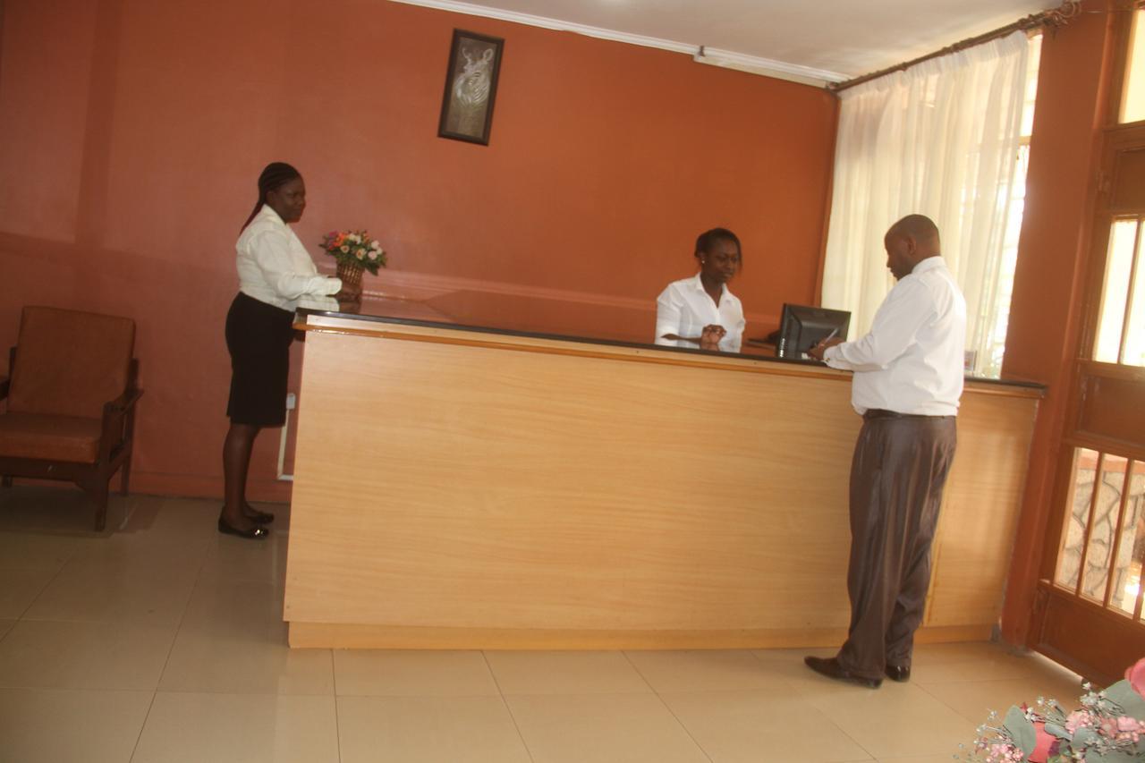 Bomen Hotel Isiolo Экстерьер фото