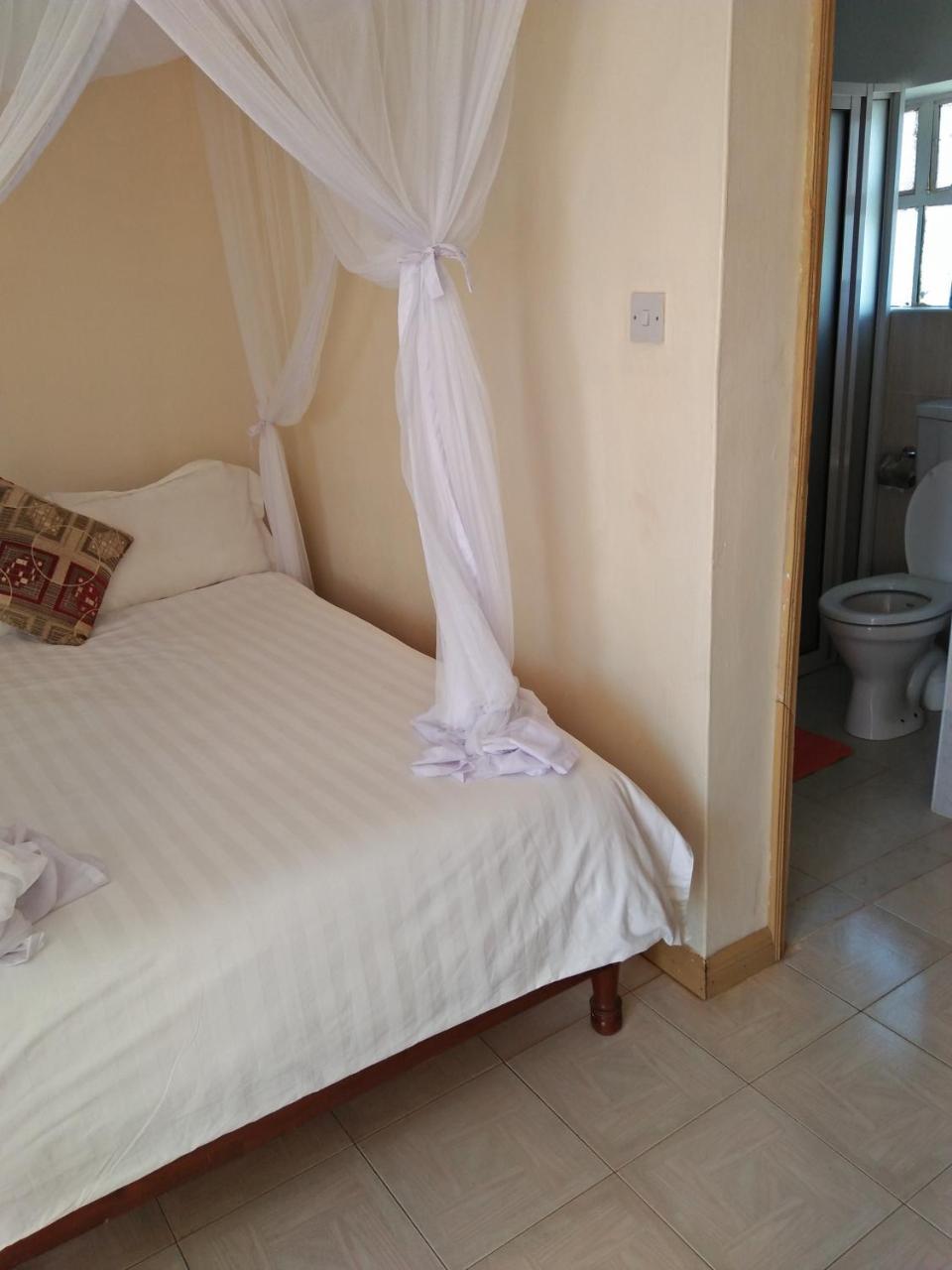 Bomen Hotel Isiolo Экстерьер фото