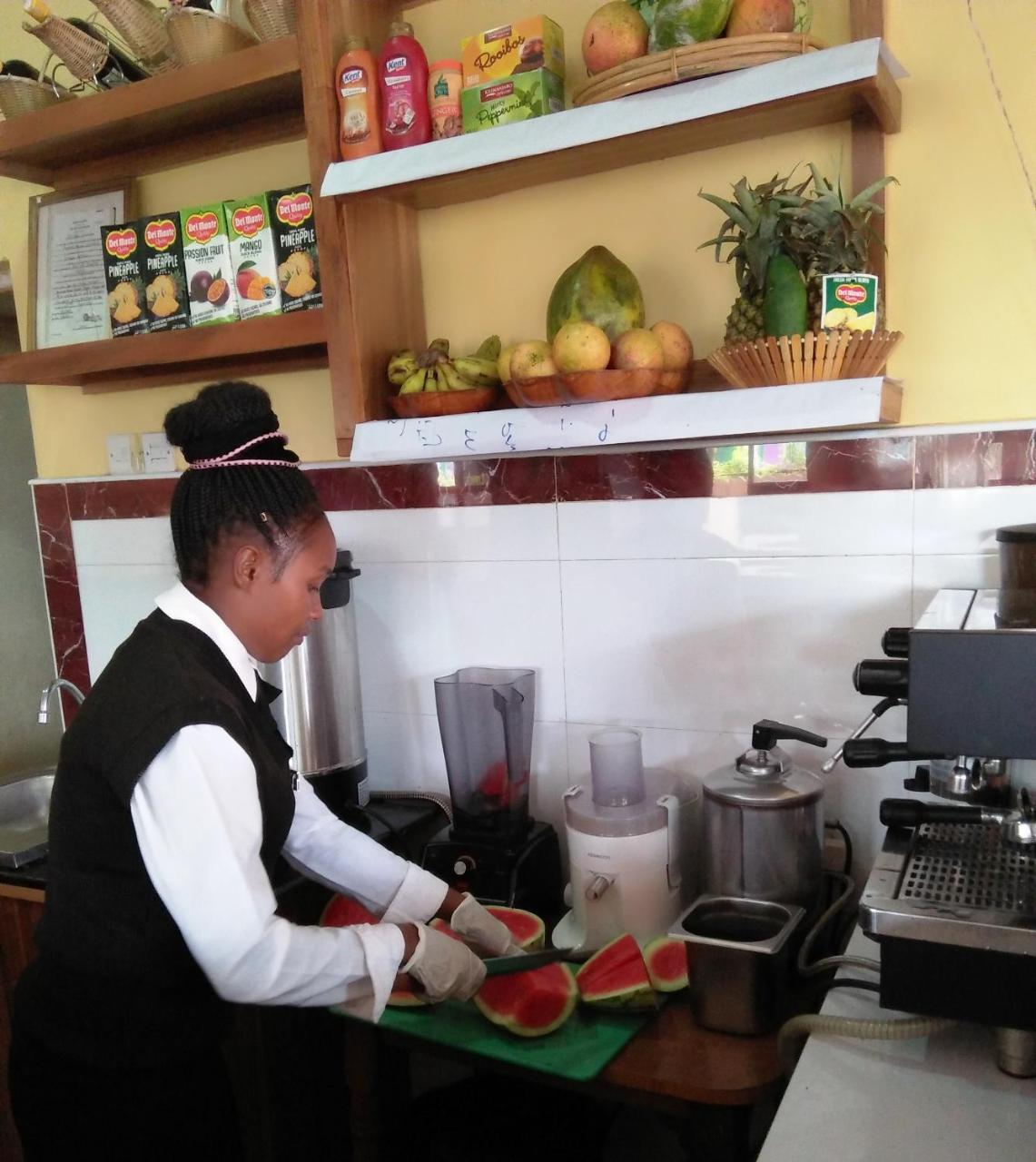 Bomen Hotel Isiolo Экстерьер фото
