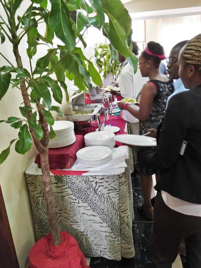 Bomen Hotel Isiolo Экстерьер фото